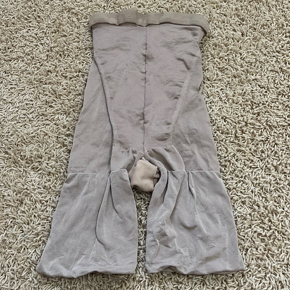 Spanx mid thigh shorts